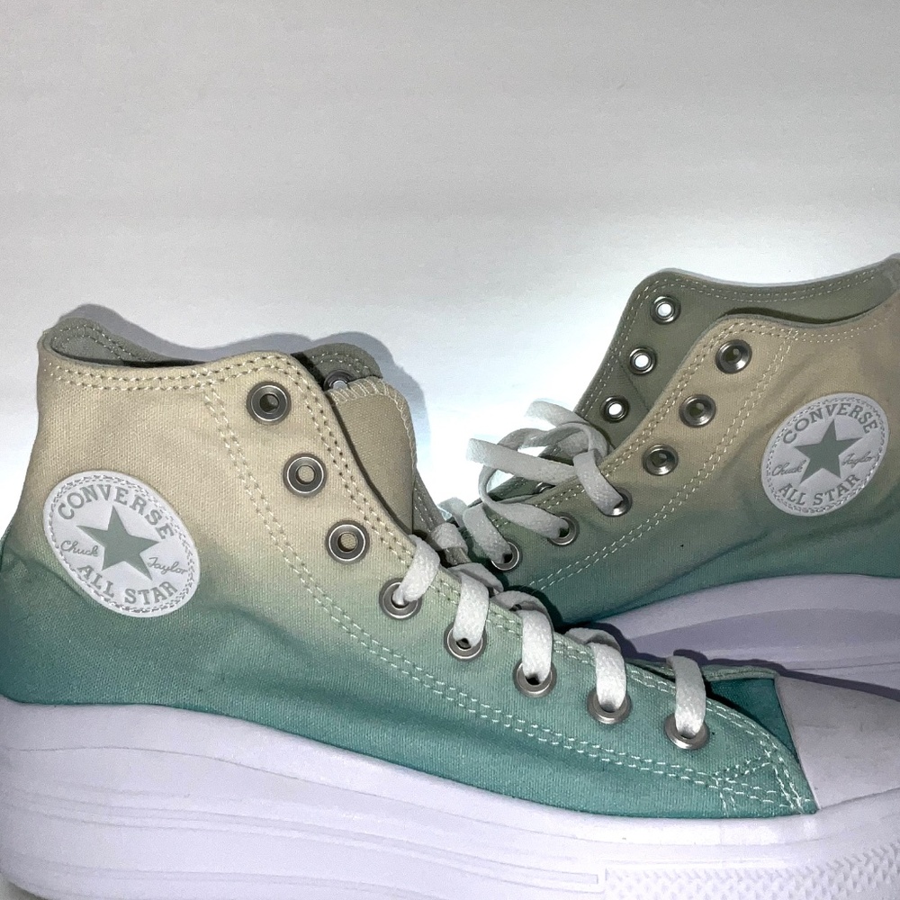 Converse Women’s Chuck Taylor All Star Move High Ombré-Light Dew Platform NWOT - Picture 2 of 7